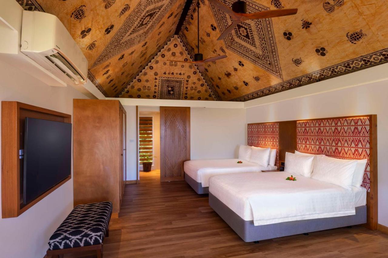 Outrigger Fiji Beach Resort Korotogo Екстер'єр фото A bedroom at the Sheraton Resort Fiji